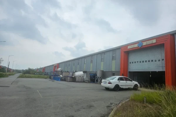 5U_1755838311_Century 20Garments_Factory_1